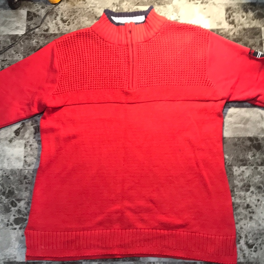 Tommy Hilfiger long sleeve sweater.